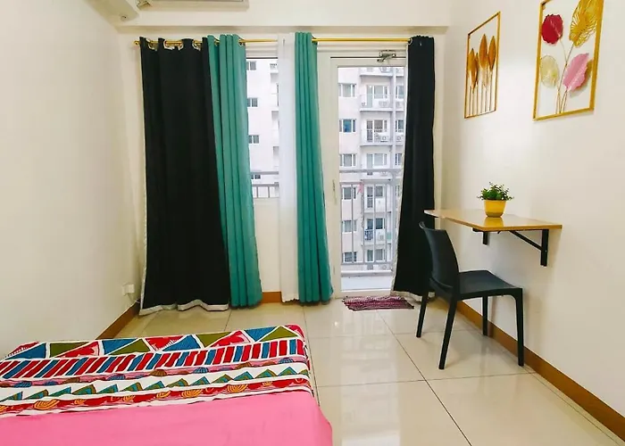 Apartahotel Cozy 2br Near Sm Southmall 3*